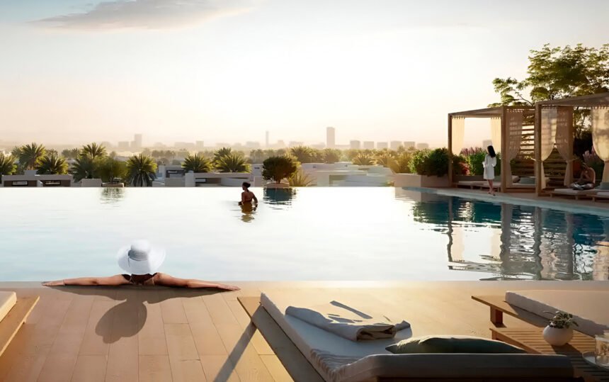 Infinity pool with sunbathing area