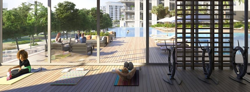 Indoor and outdoor fitness centres